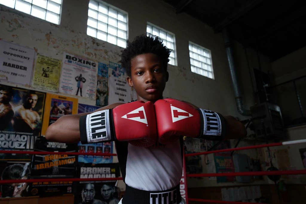 TITLE Boxing USA Boxing Competition Gloves - Elastic - Image 17