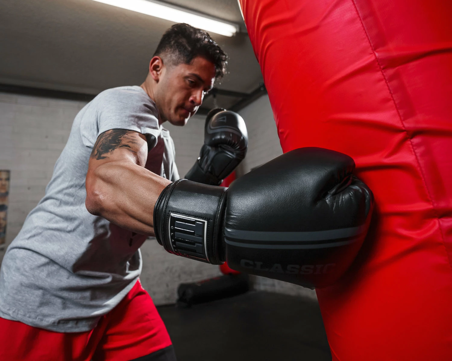 TITLE Classic Speed Boxing Gloves - Image 10