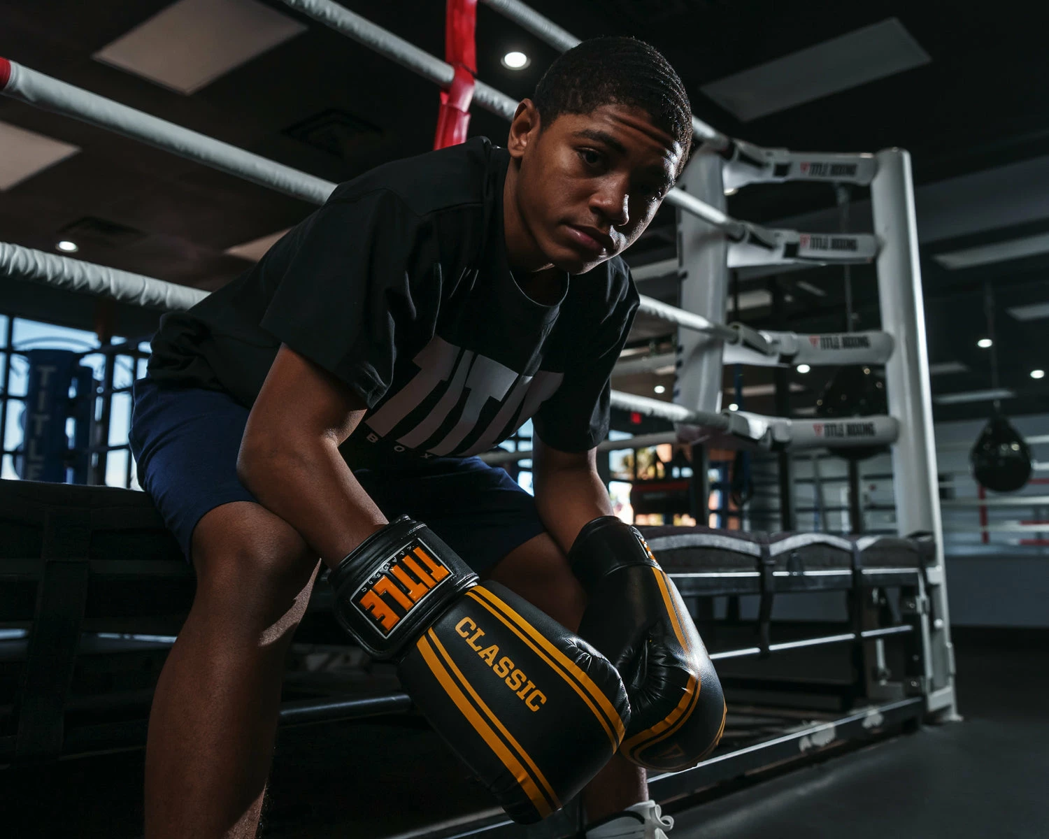 TITLE Classic Speed Boxing Gloves - Image 8