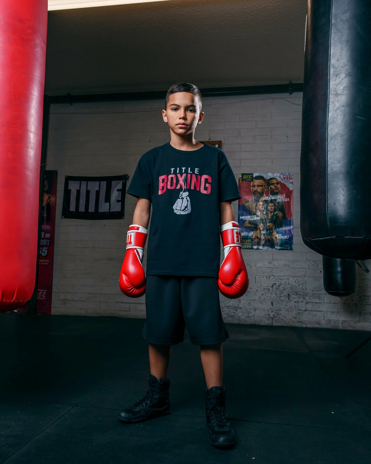 TITLE Classic Pro Style Training Gloves 3.0 - Image 7