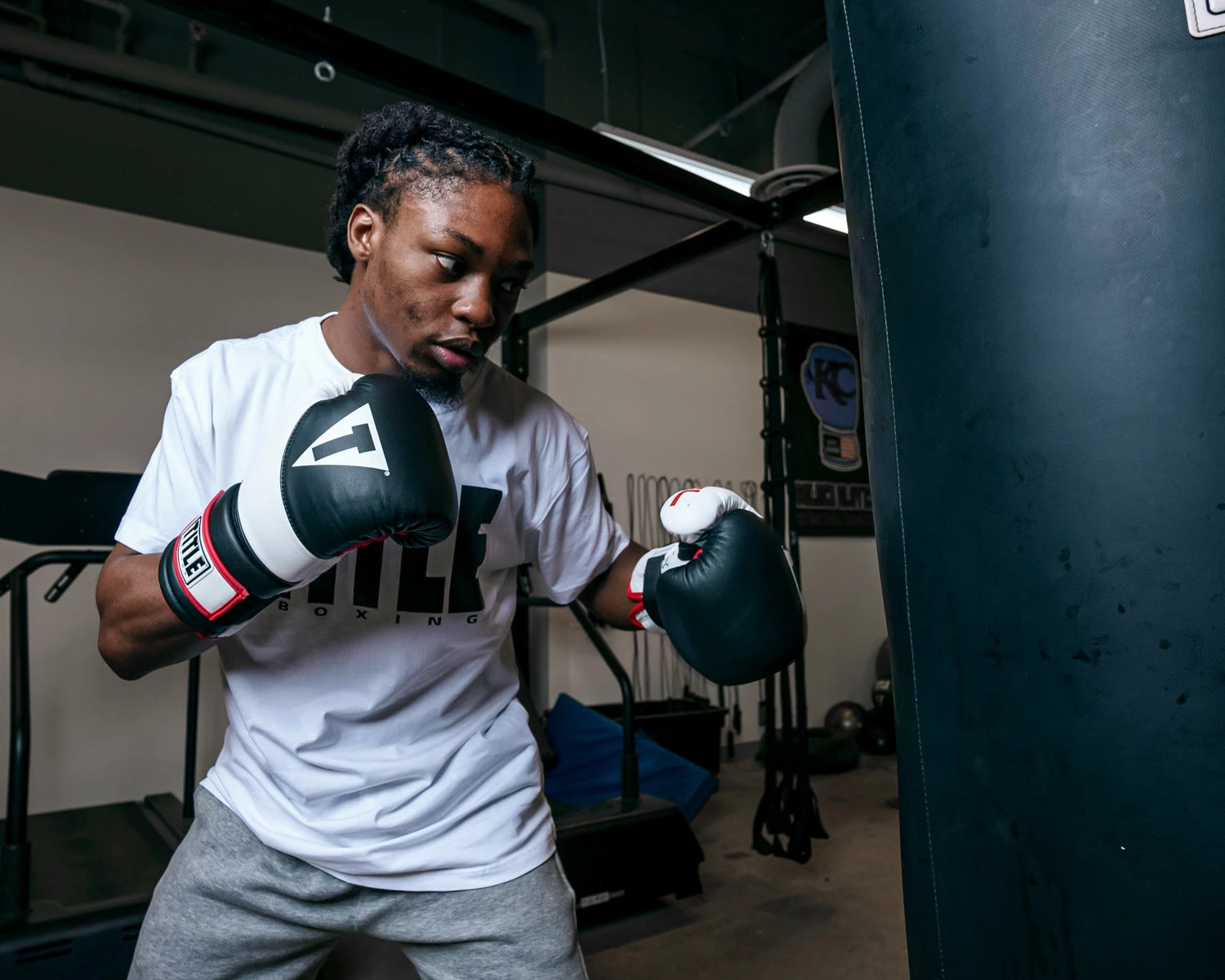 TITLE Boxing Gel Suspense Training Gloves - Image 2