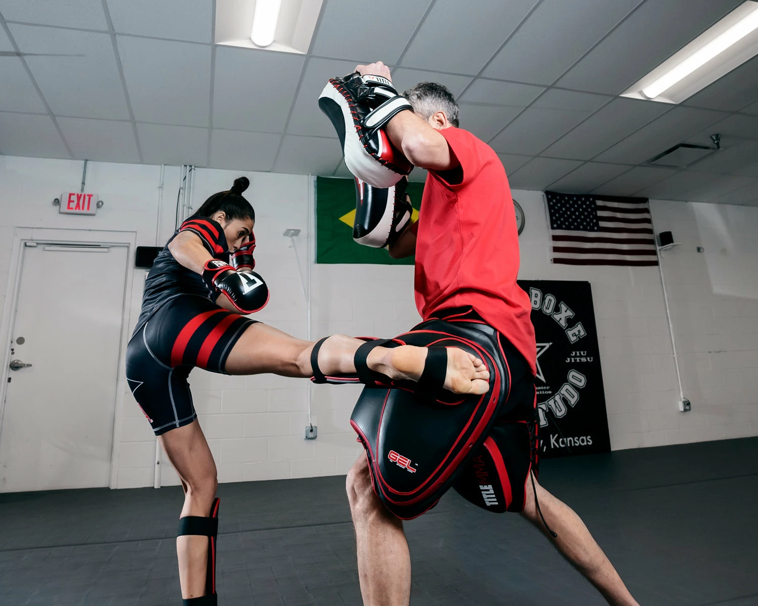 TITLE MMA Gel Thai Style Thigh Pads 2.0 - Image 6