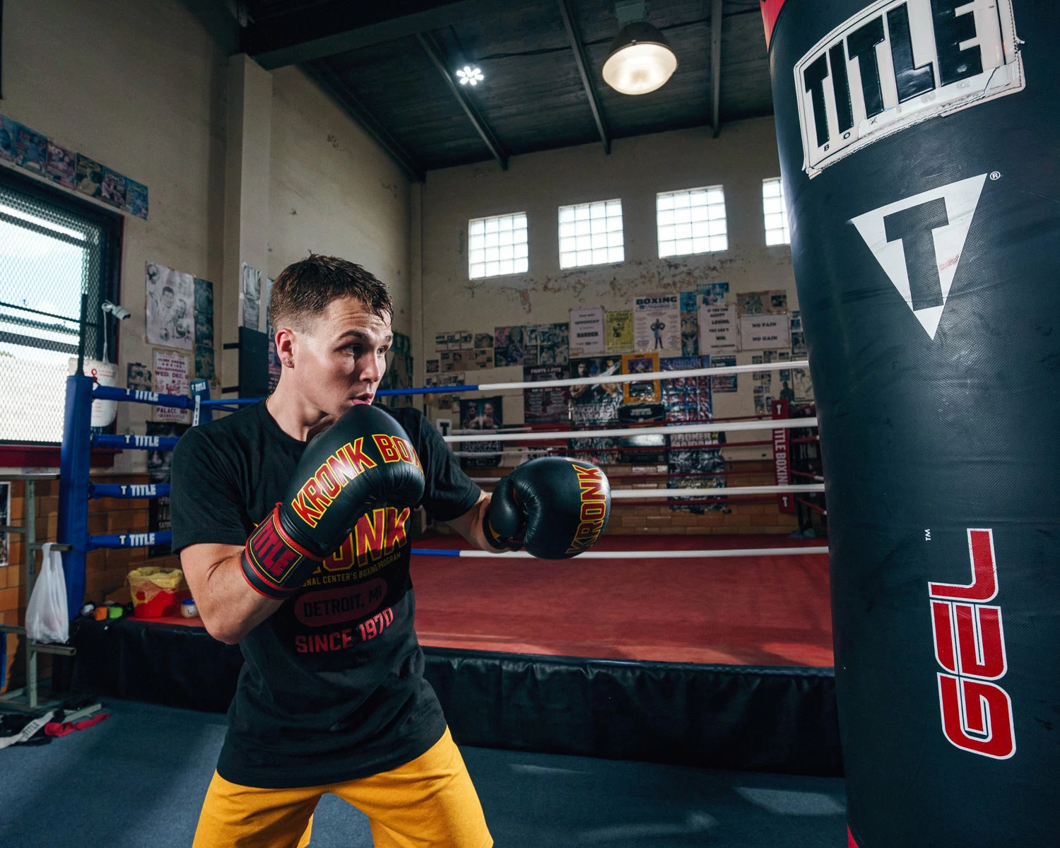 KRONK Boxing Gym Leather Bag Gloves - Image 2