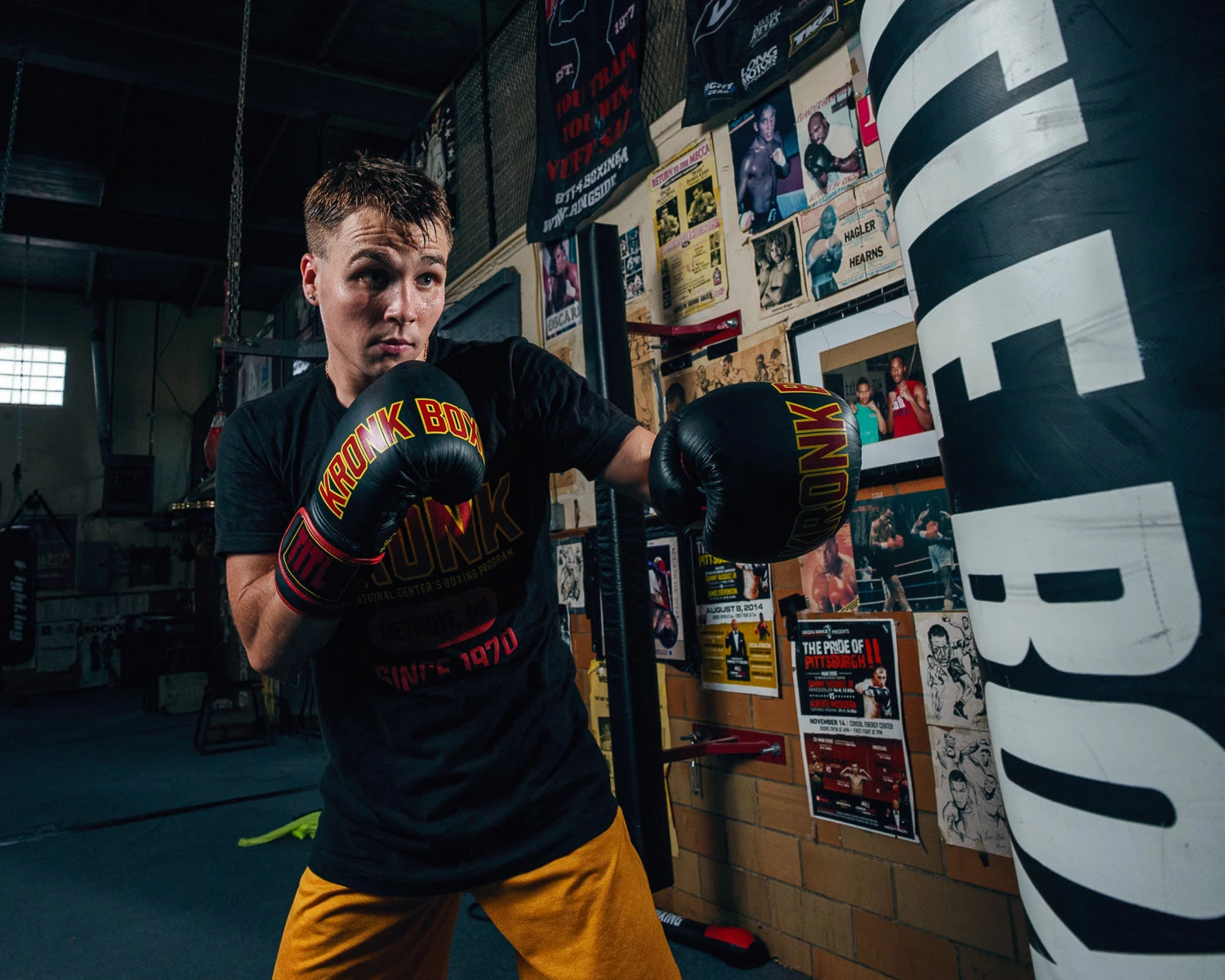 KRONK Boxing Gym Leather Bag Gloves - Image 8