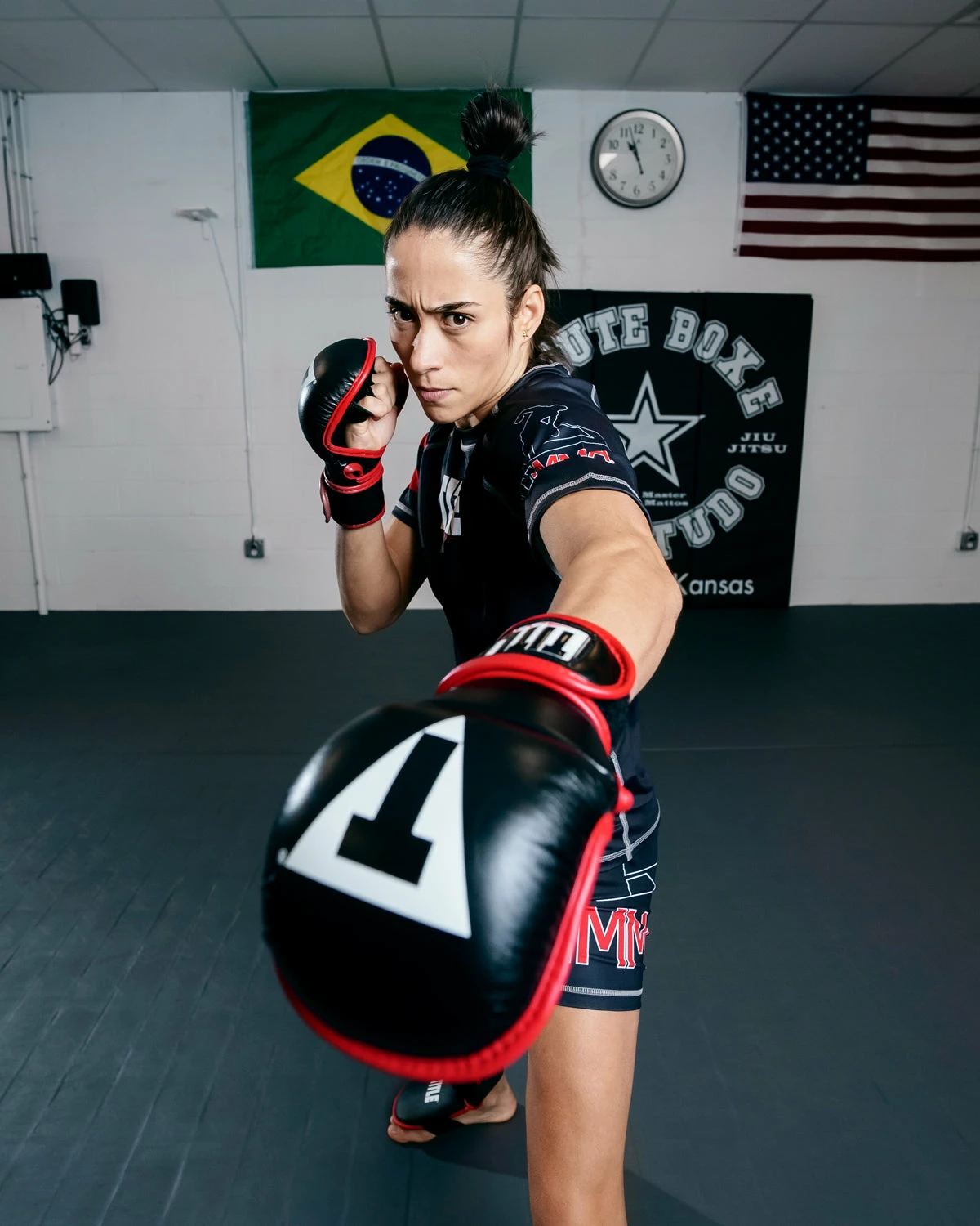 TITLE MMA Perform Safe Spar Glove 2.0 - Image 6