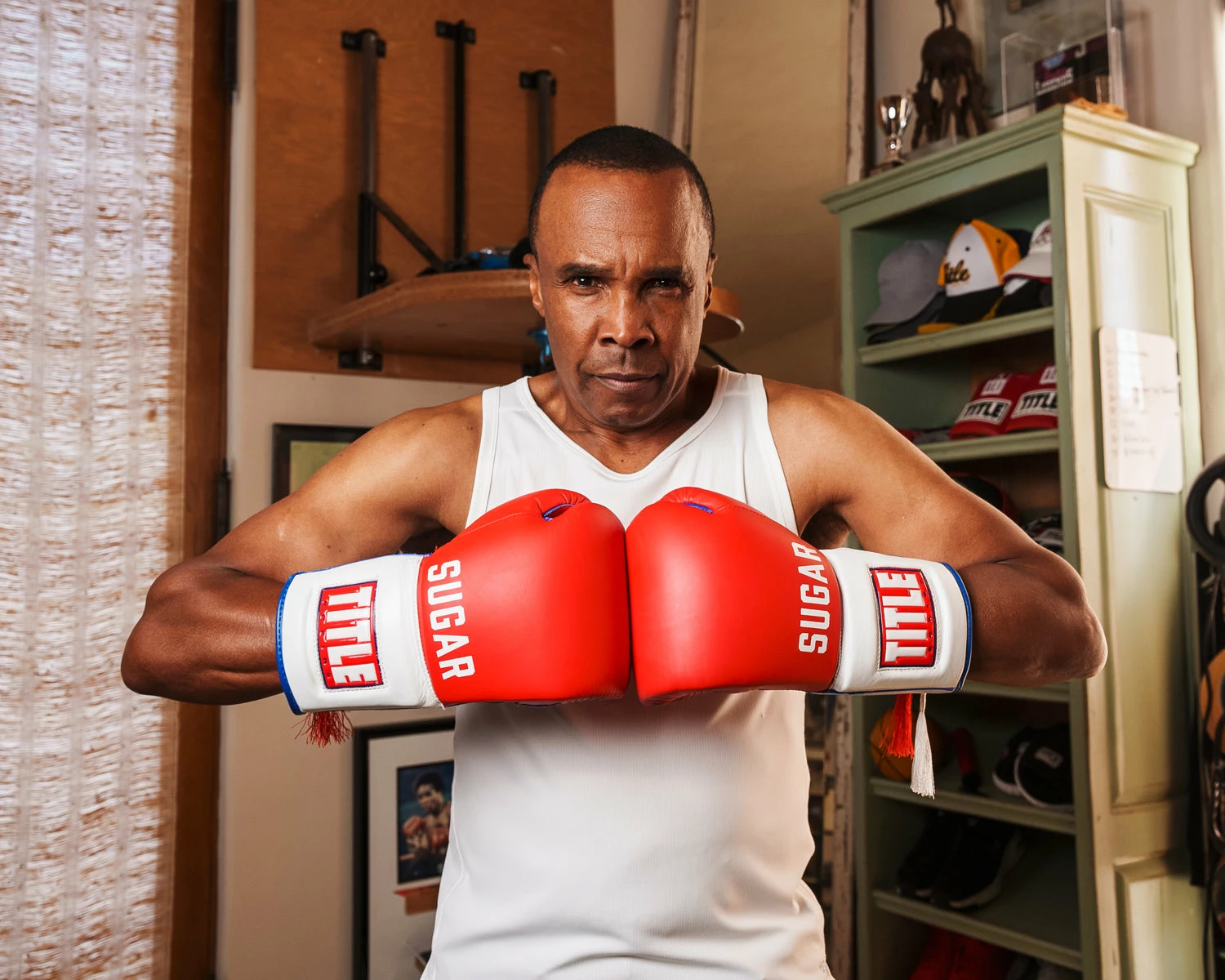 TITLE Boxing Sugar Ray Leonard Signature Leather Sparring Gloves - Image 2