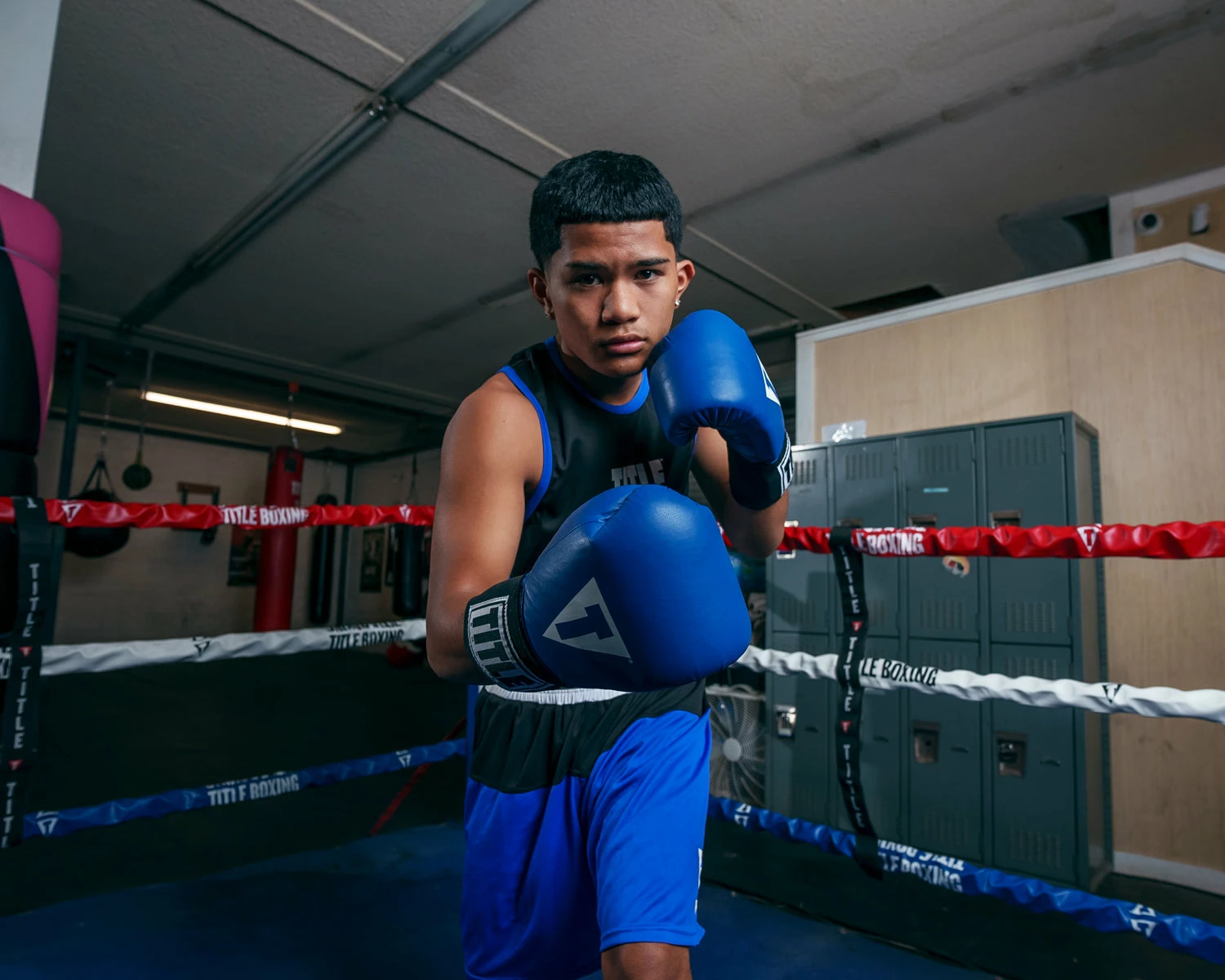 TITLE Boxing Latitude Amateur Boxing Set - Image 2