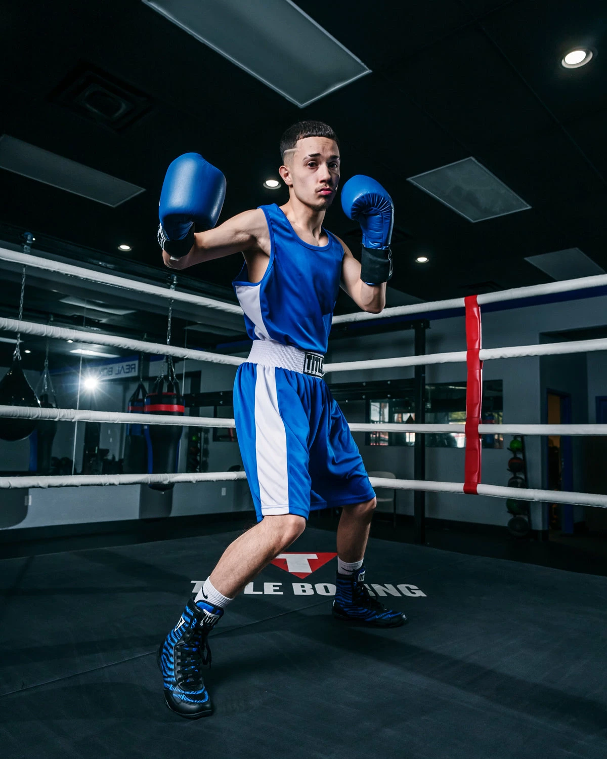 TITLE Boxing Aerovent Elite Amateur Boxing Set 2.0 - Image 2