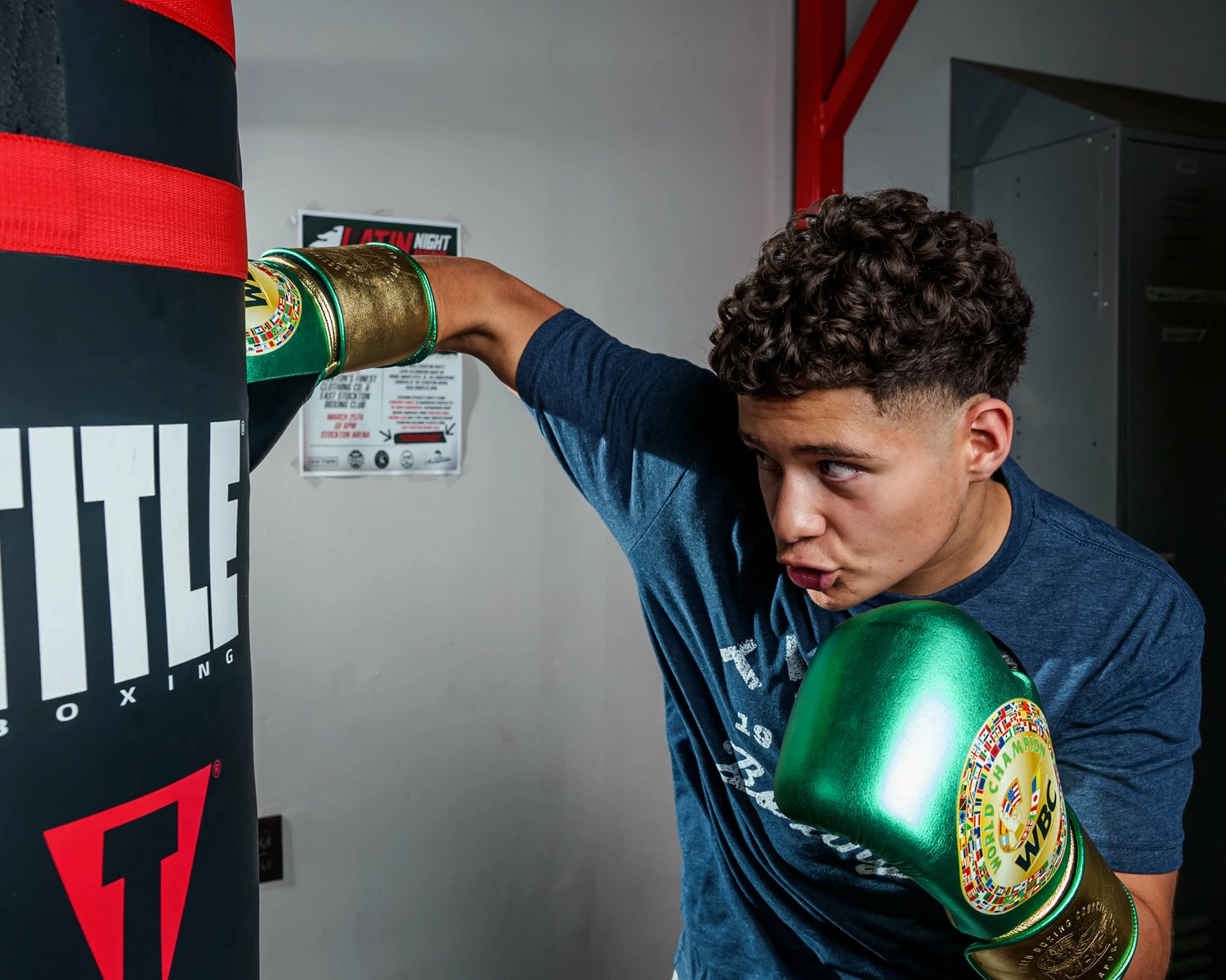 WBC By TITLE Boxing Green Belt Bag Gloves - Image 7