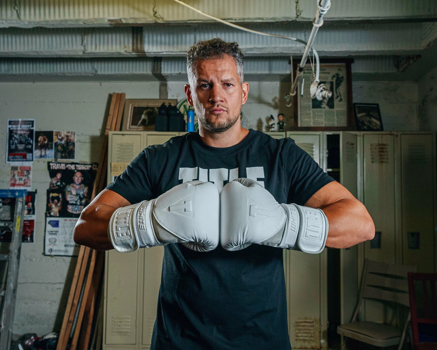 TITLE White Boxing Training Gloves 2.0 - Image 9