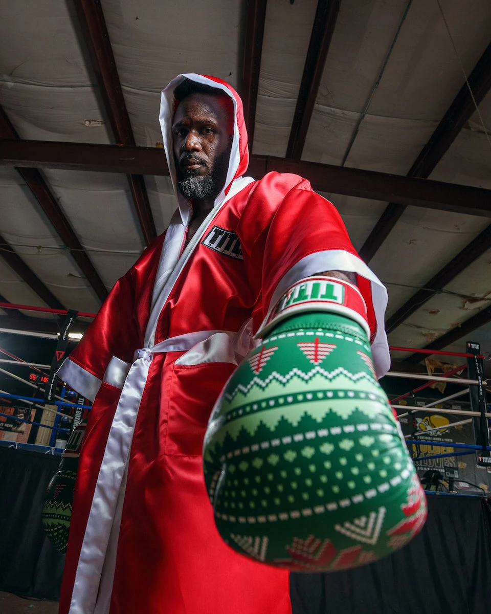 TITLE Boxing Limited Edition Deck The Halls Bag Gloves - Image 8