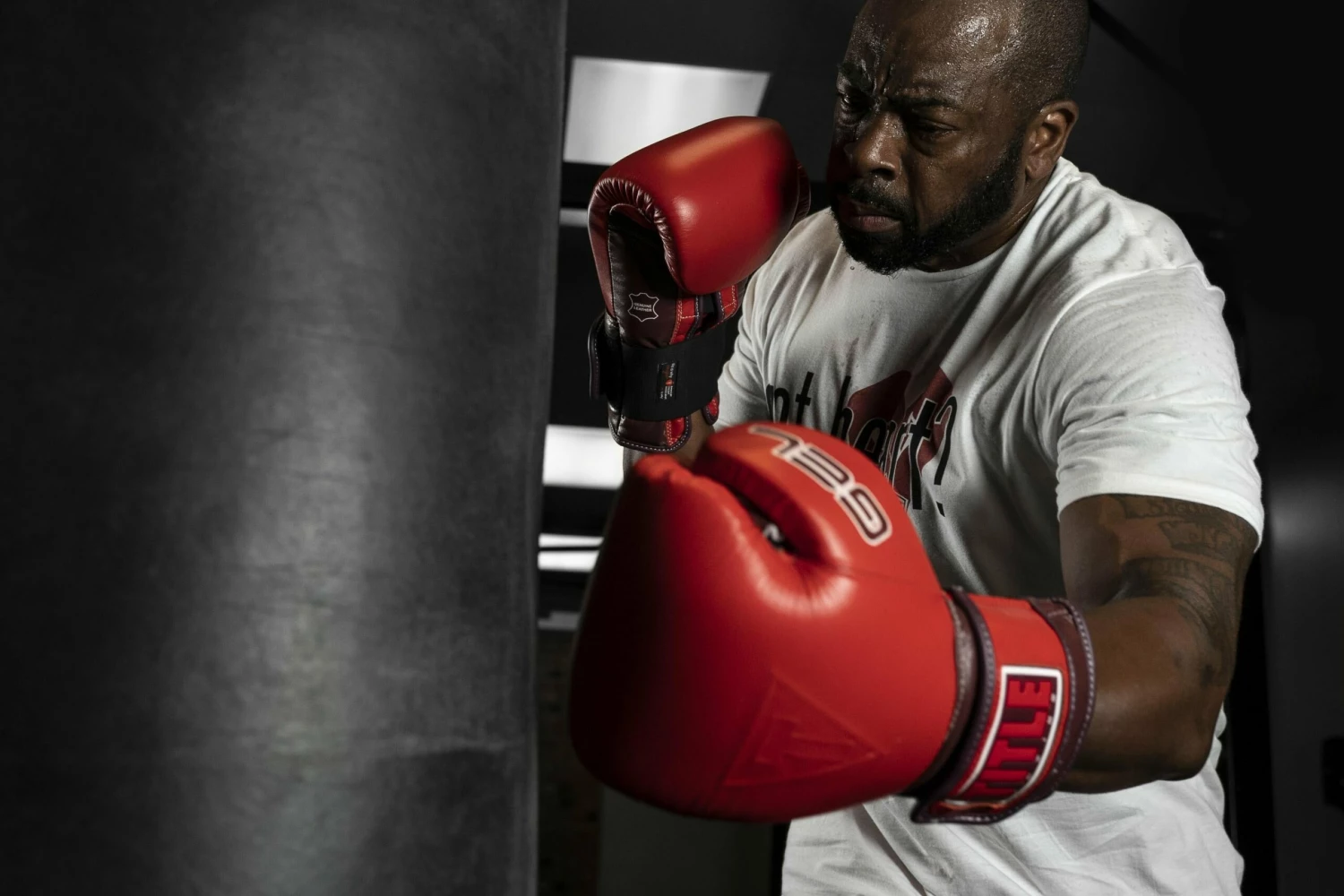 TITLE Boxing All Heart Bag Gloves - Image 2