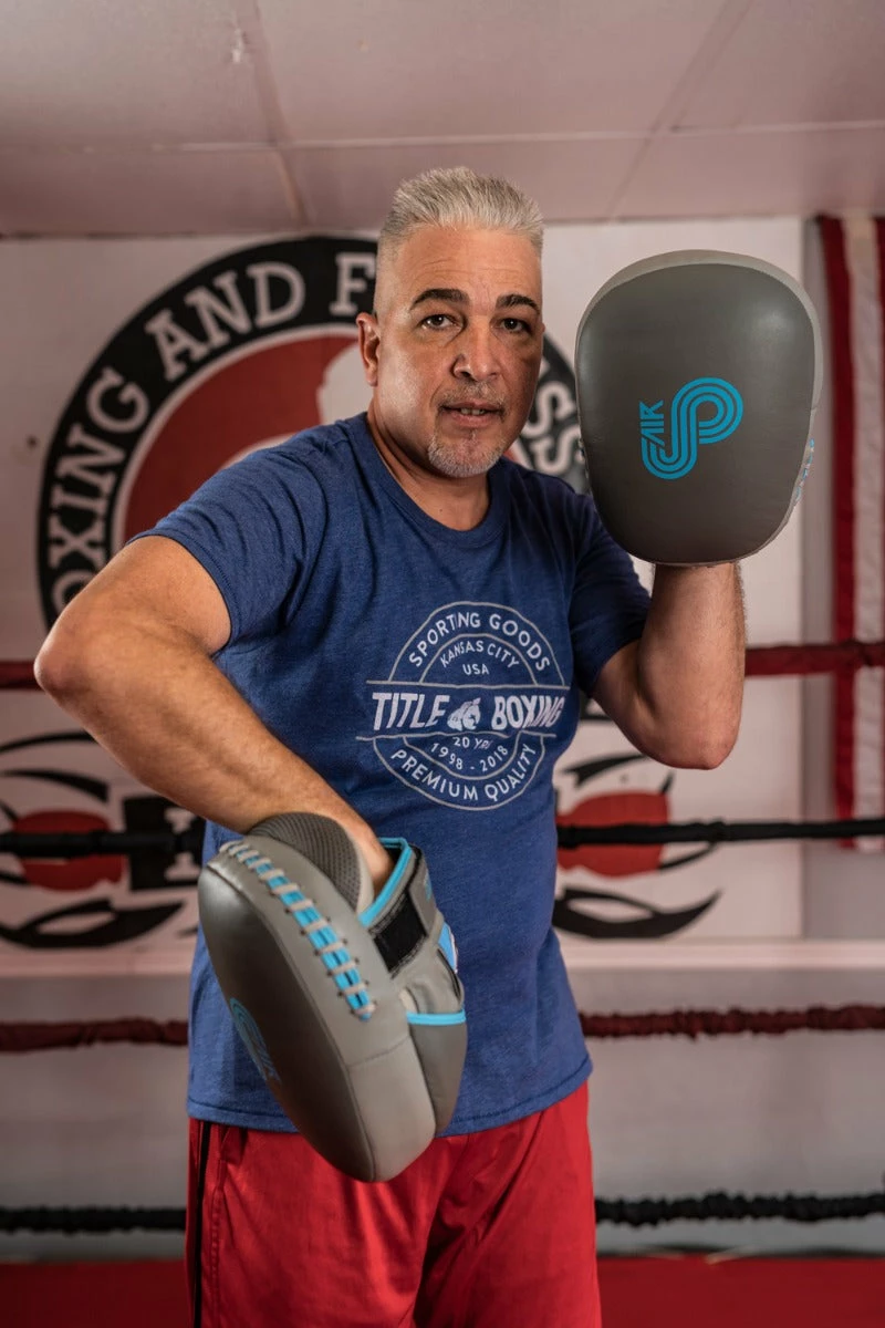 TITLE Boxing Air Pocket Technology Punch Mitts - Image 6