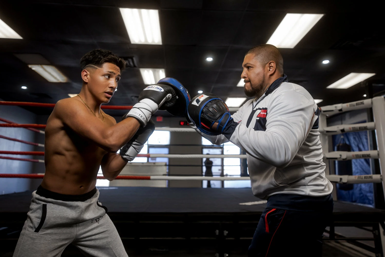 Fighting Freedom Leather Focus Mitts - Image 8