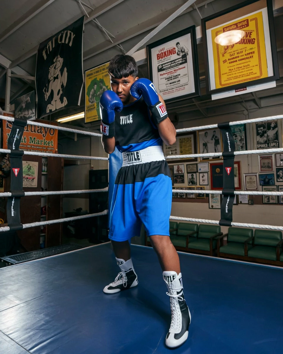TITLE Boxing Latitude Amateur Boxing Set - Image 9