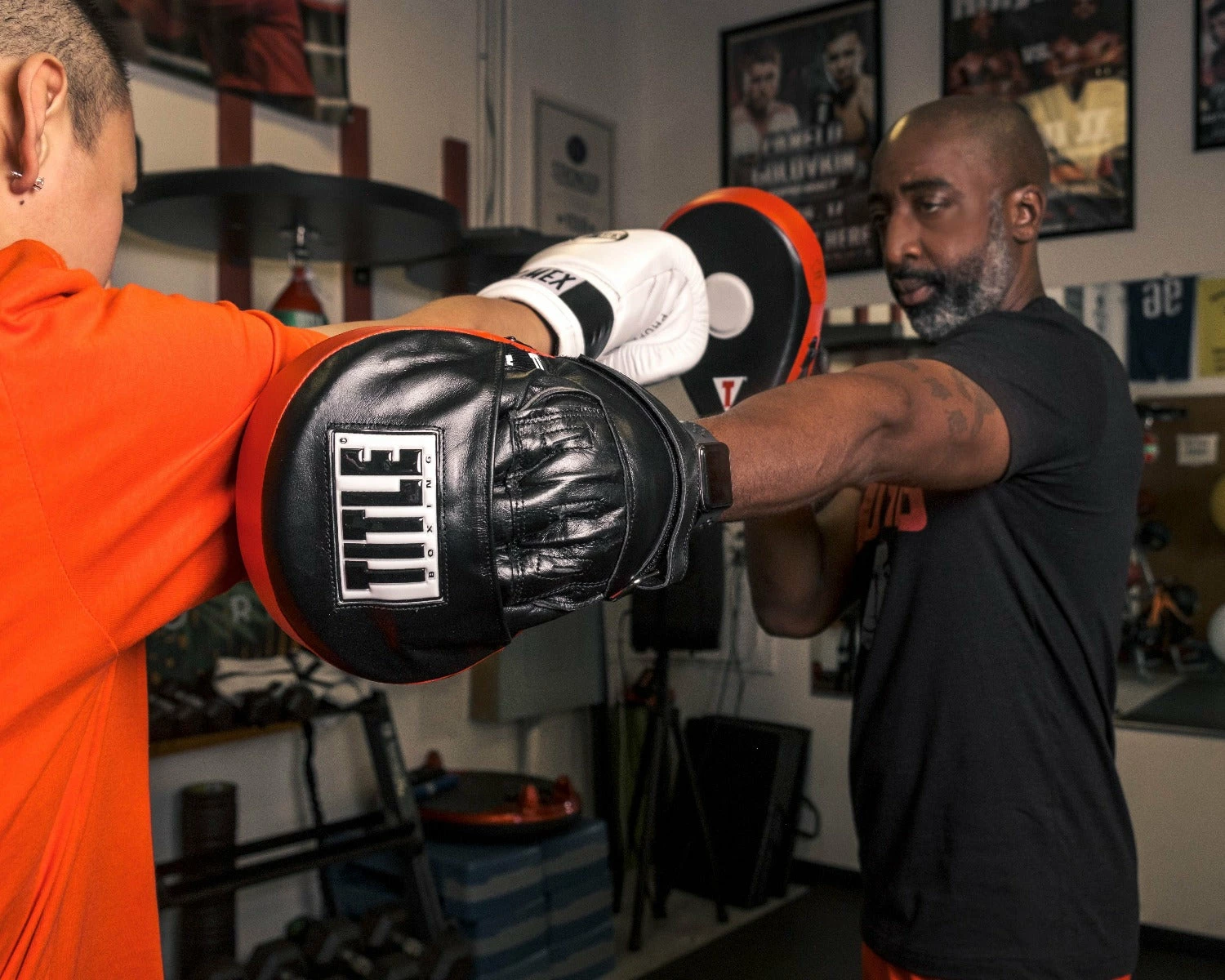 TITLE Boxing Incredi-Ball Leather Punch Mitts 2.0 - Image 6