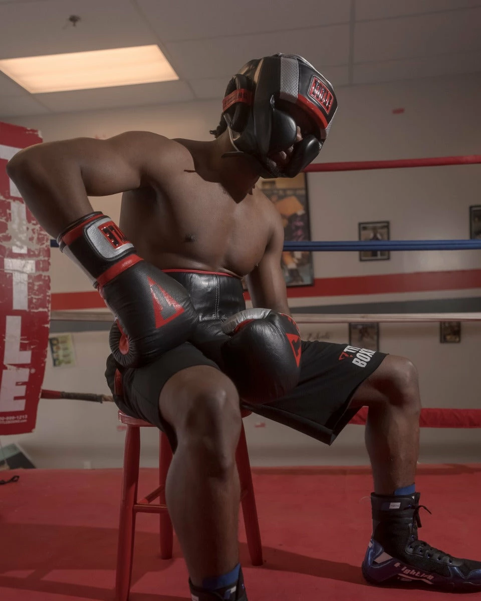 TITLE Boxing Valiant Training Headgear - Image 2